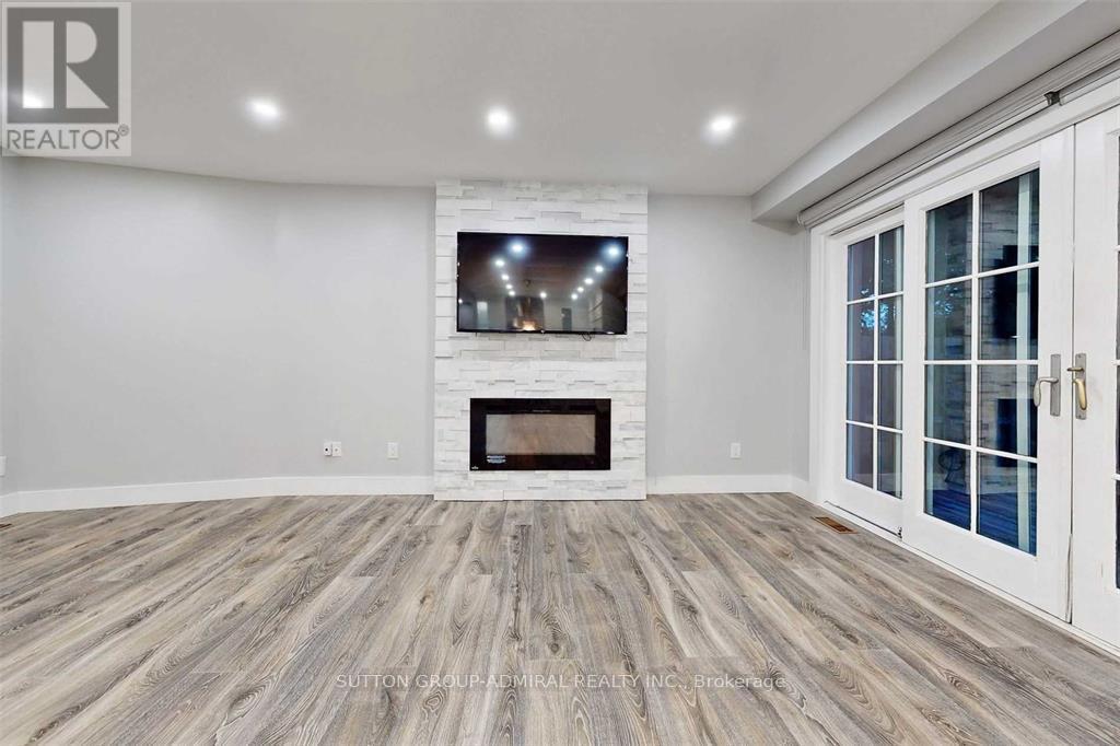 5 Donnybrook Lane, Toronto, Ontario  M9A 2V2 - Photo 16 - W13483050