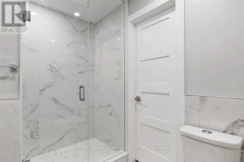 5 Donnybrook Lane, Toronto, Ontario  M9A 2V2 - Photo 24 - W13483050