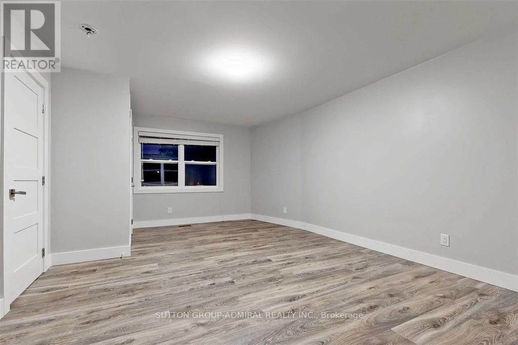 5 Donnybrook Lane, Toronto, Ontario  M9A 2V2 - Photo 27 - W13483050