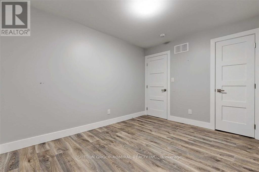 5 Donnybrook Lane, Toronto, Ontario  M9A 2V2 - Photo 31 - W13483050