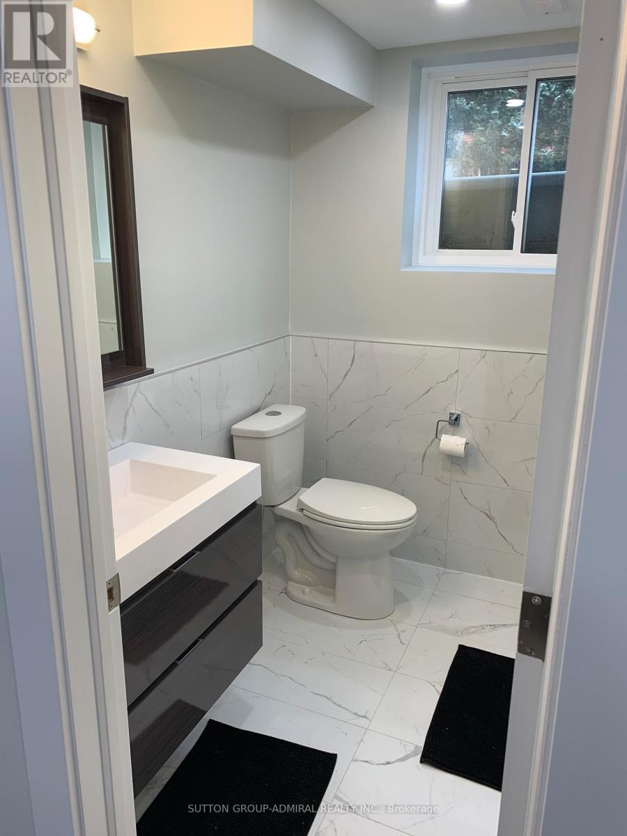 5 Donnybrook Lane, Toronto, Ontario  M9A 2V2 - Photo 42 - W13483050