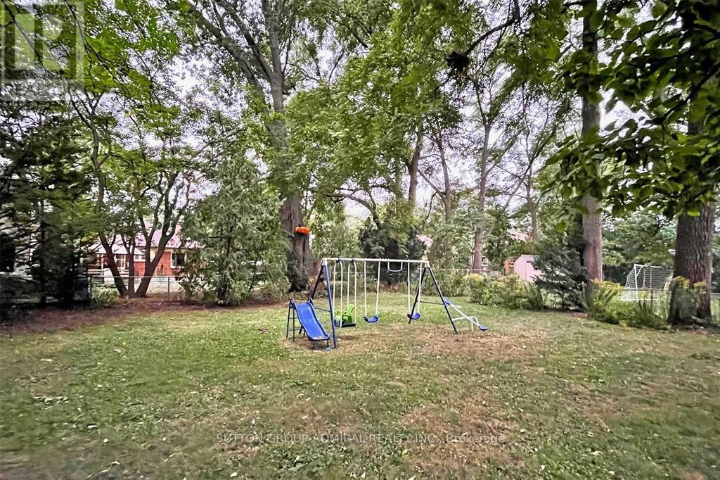5 Donnybrook Lane, Toronto, Ontario  M9A 2V2 - Photo 49 - W13483050