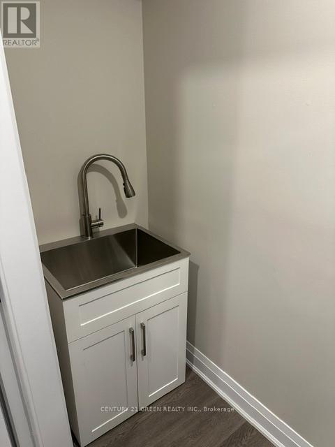 Bsmt - 86 Leadenhall Road, Brampton, Ontario  L7A 4G2 - Photo 15 - W13483054