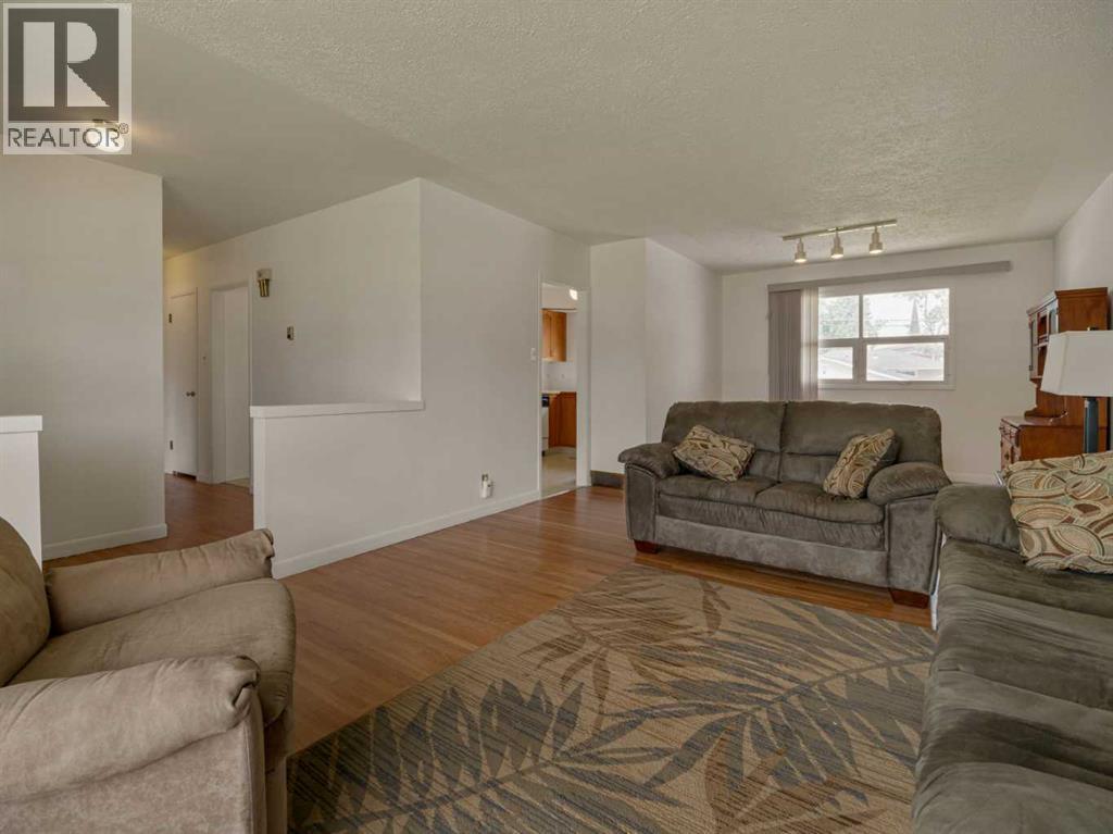 2405 13 Avenue S, Lethbridge, Alberta  T1K 0S7 - Photo 6 - A2323688