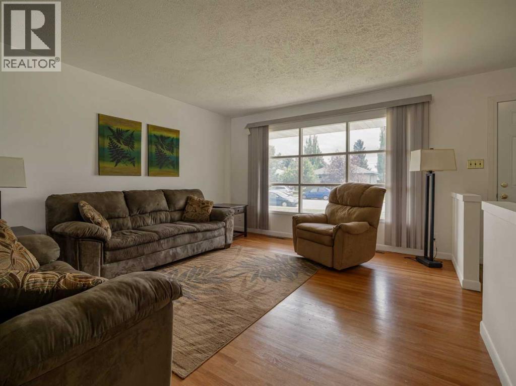 2405 13 Avenue S, Lethbridge, Alberta  T1K 0S7 - Photo 7 - A2323688
