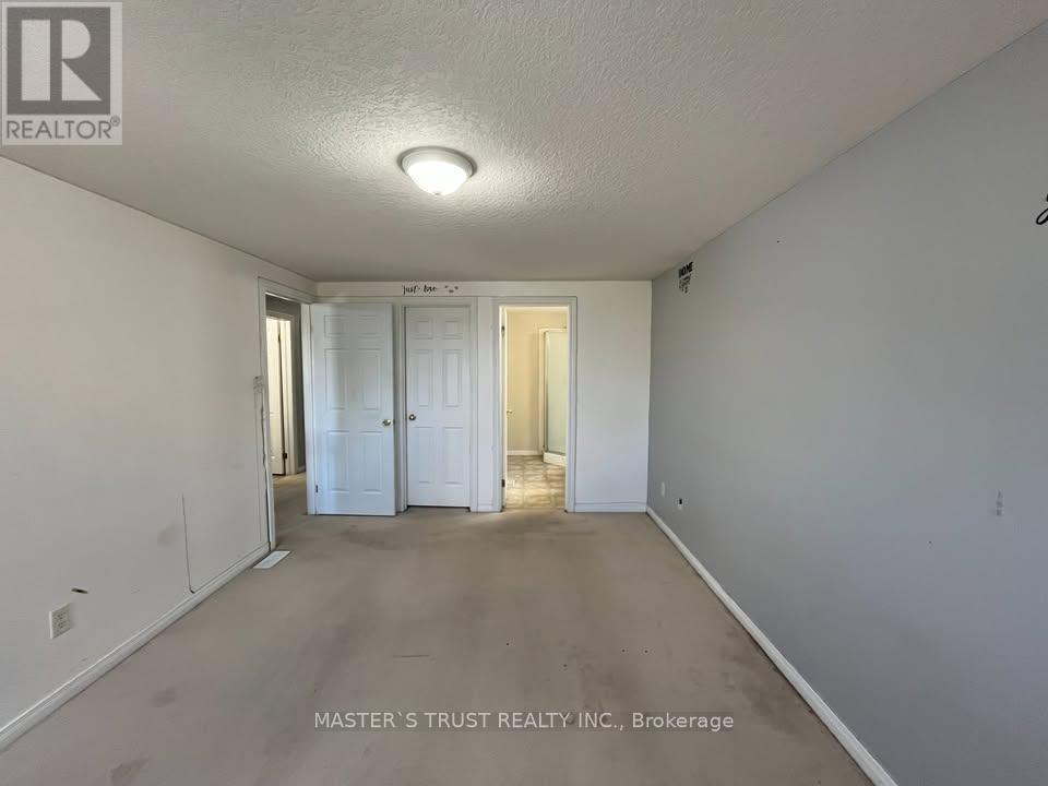 256 Bridlewreath Street, Kitchener, Ontario  N2E 4B4 - Photo 6 - X13482796