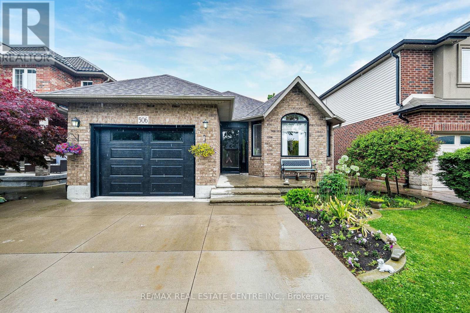 506 JONES ROAD, Hamilton, Ontario