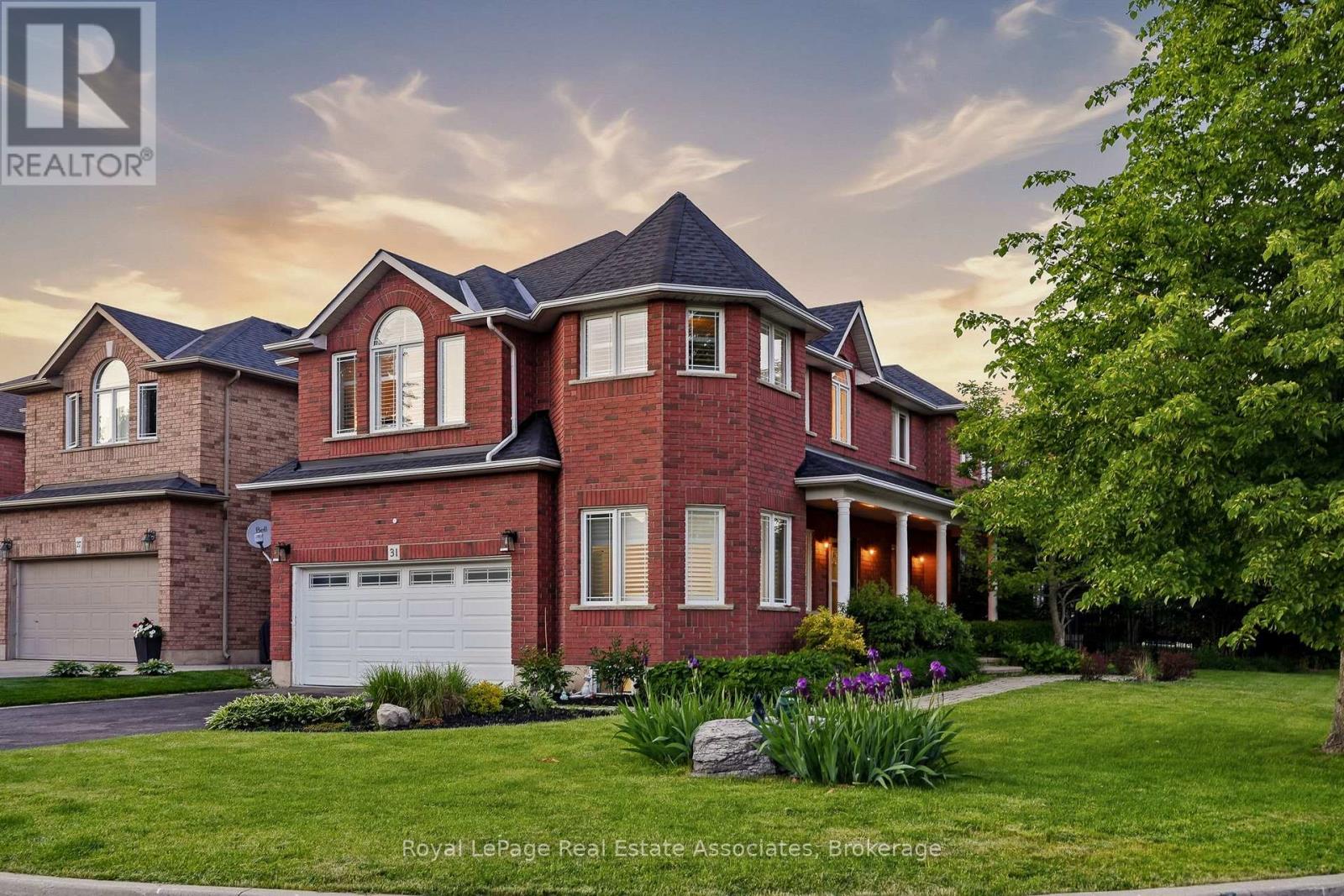 31 COMMANDO COURT, Hamilton, Ontario
