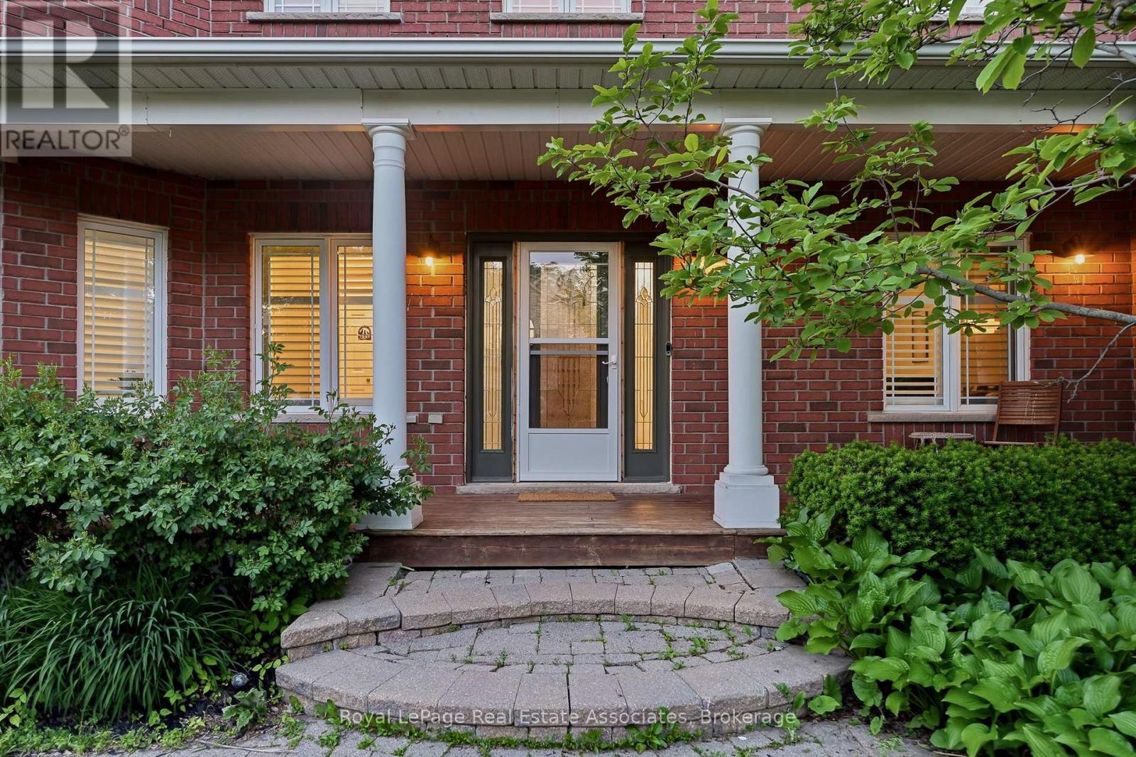 31 Commando Court, Hamilton, Ontario  L8B 0J6 - Photo 6 - X13482892