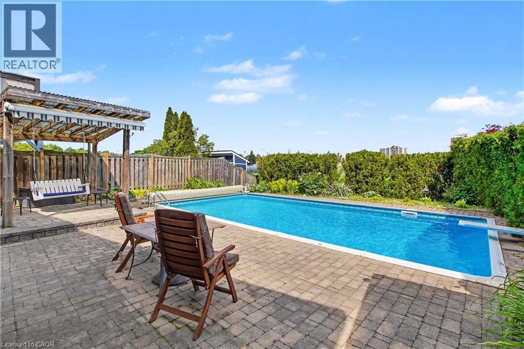 73 Appleford Road, Hamilton, Ontario  L9C 6B5 - Photo 2 - 40838428