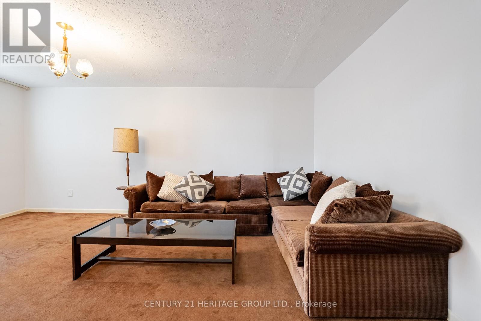 37 Gambello Crescent, Toronto, Ontario  M3J 1W2 - Photo 17 - W13469562