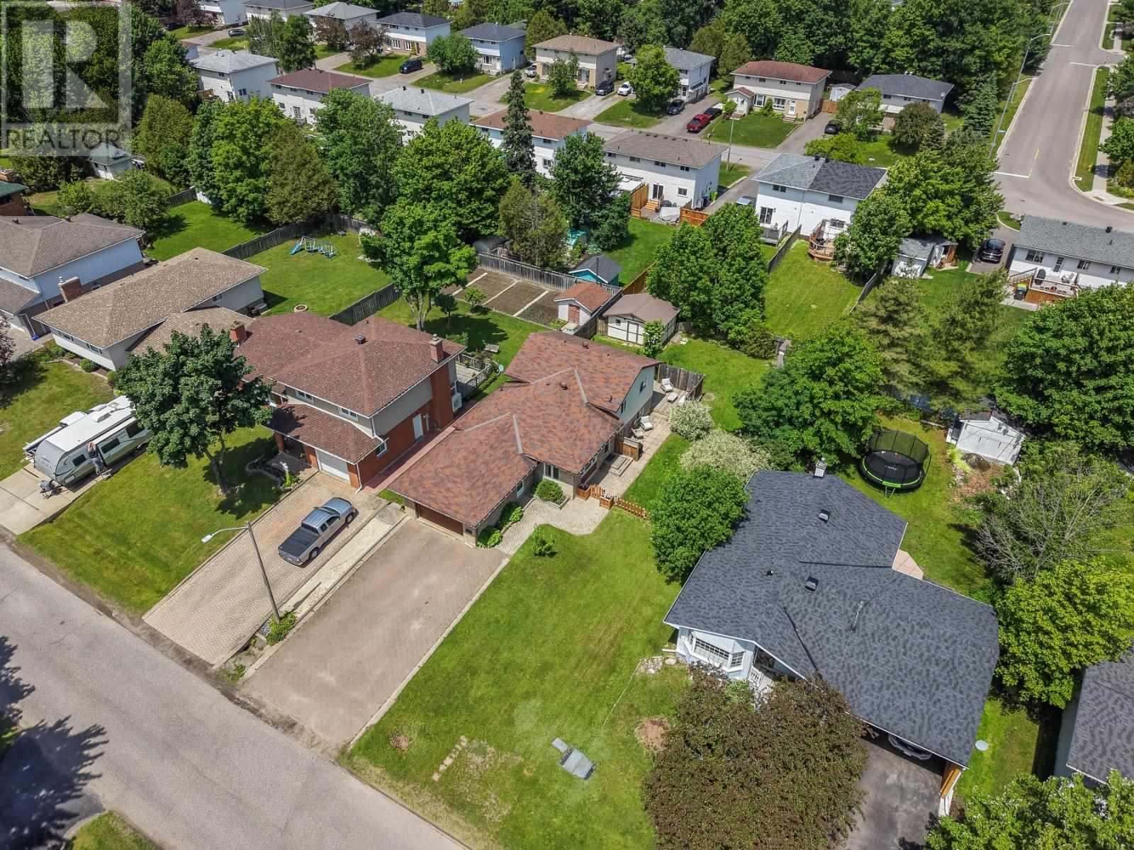 84 Primrose Dr, Sault Ste. Marie, Ontario  P6B 4E6 - Photo 11 - SM261543