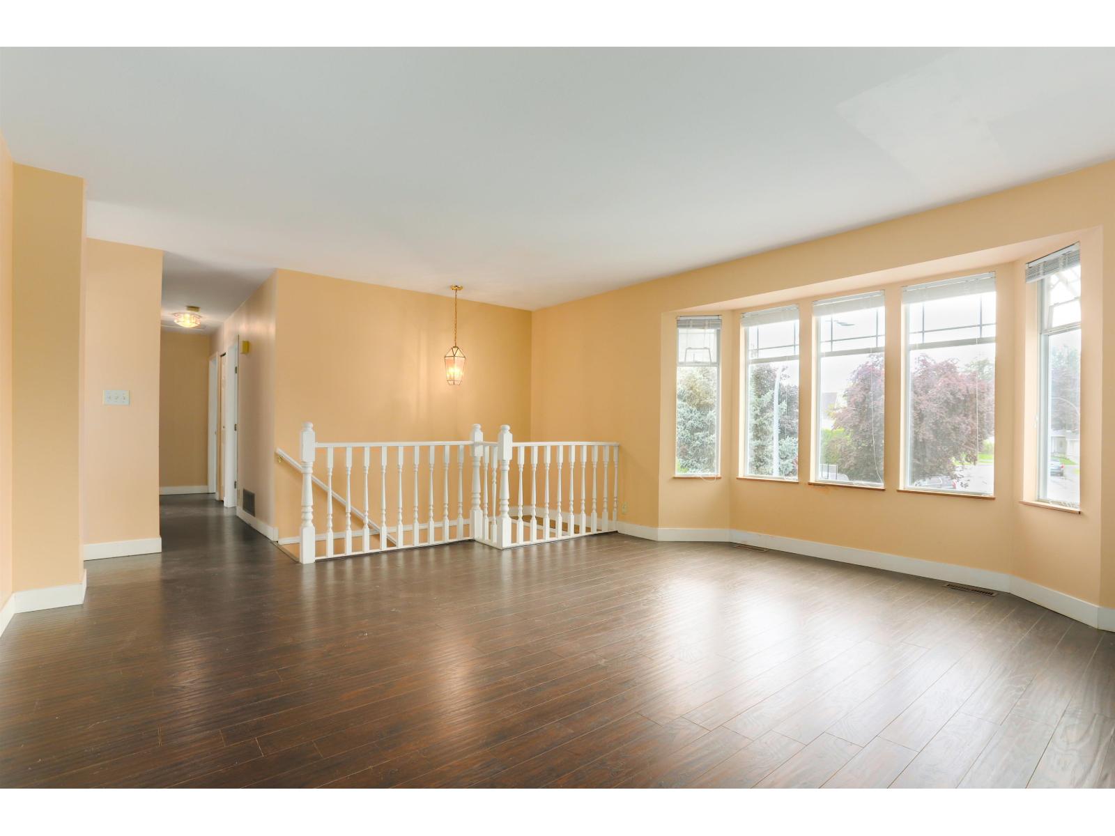 9496 209b Crescent, Langley, British Columbia  V1M 2A9 - Photo 5 - R3139385