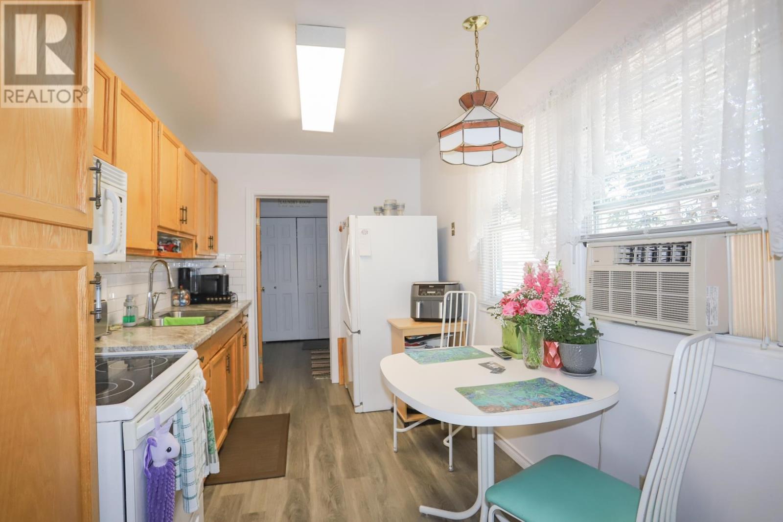 40 Montgomery Ave, Sault Ste. Marie, Ontario P6B 1M5 - Photo 13 - SM261577