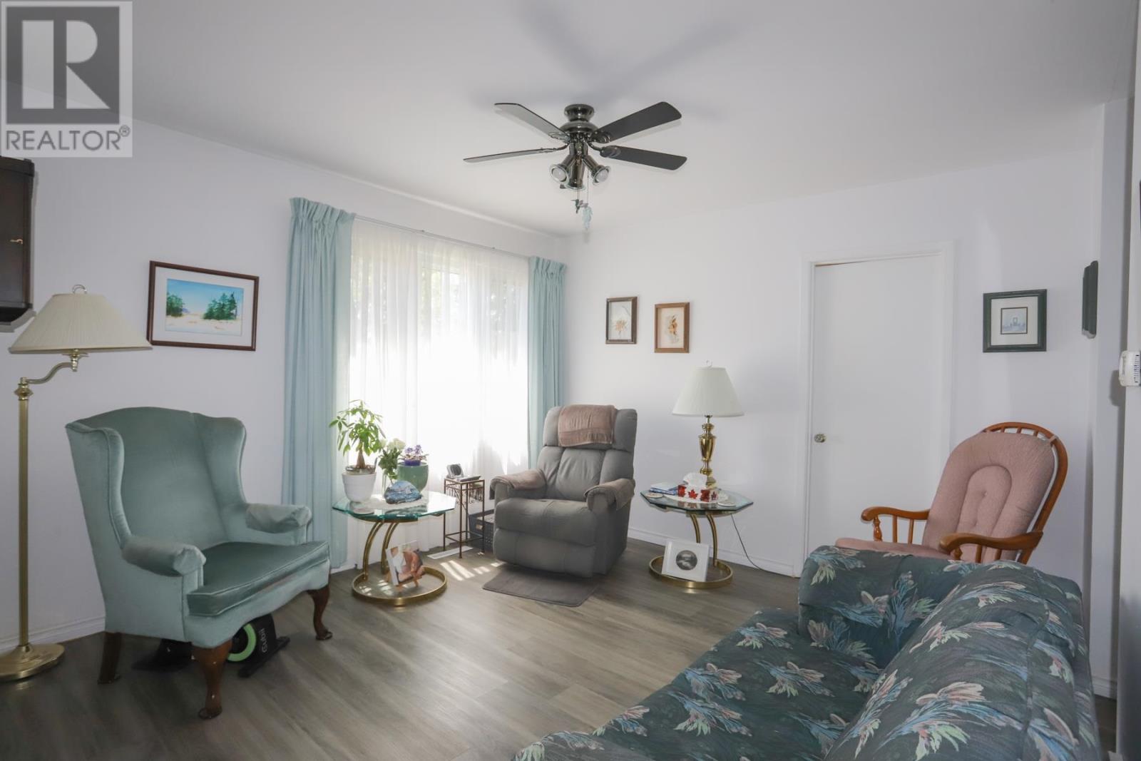 40 Montgomery Ave, Sault Ste. Marie, Ontario P6B 1M5 - Photo 9 - SM261577