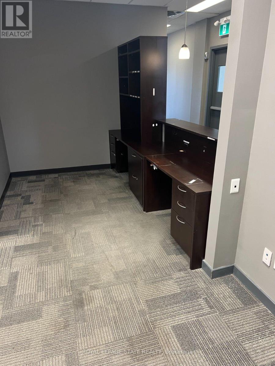 2nd Floor - 10 Ewen Road, Hamilton, Ontario L8S 3C4 - Photo 15 - X12517660