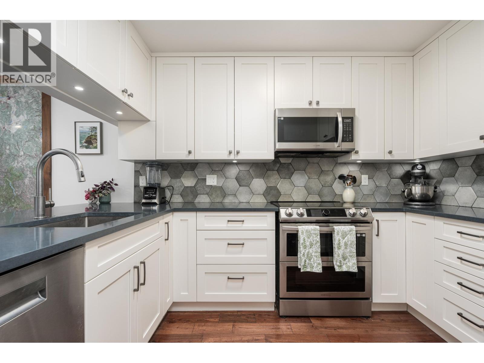 208 655 W 13th Avenue, Vancouver, British Columbia  V5Z 1N8 - Photo 11 - R3139378