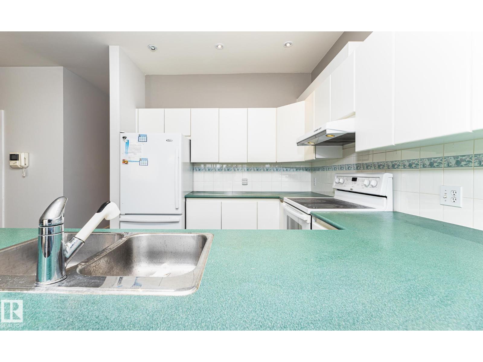 #403 11415 100 Av NW, Edmonton, Alberta  T5K 0J5 - Photo 9 - E4495310