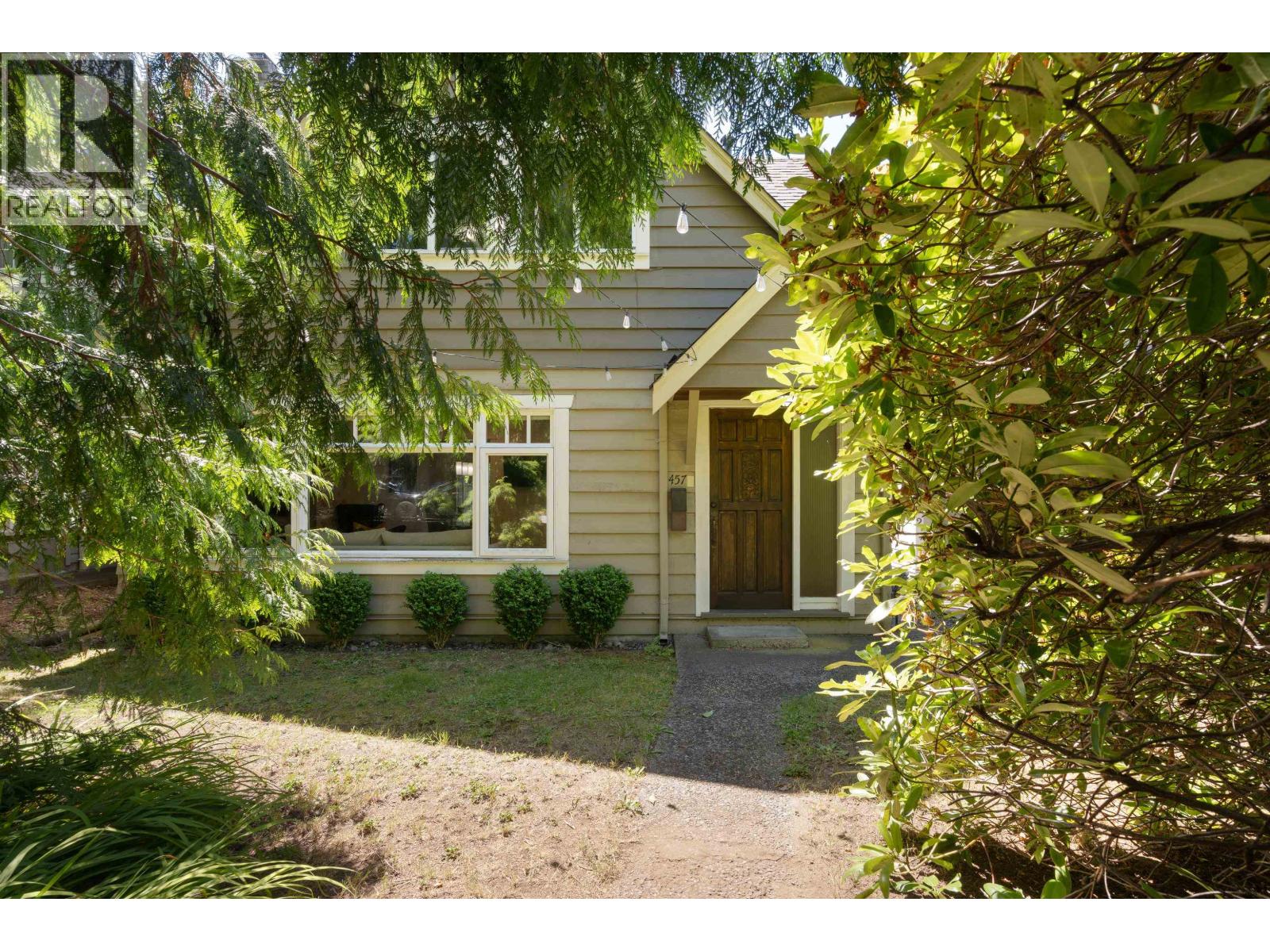 457 W 23rd Street, North Vancouver, British Columbia  V7M 2B8 - Photo 33 - R3139357