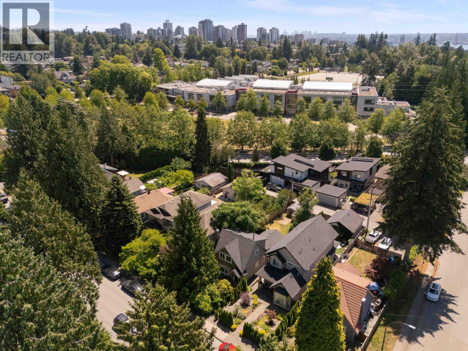 457 W 23rd Street, North Vancouver, British Columbia  V7M 2B8 - Photo 35 - R3139357
