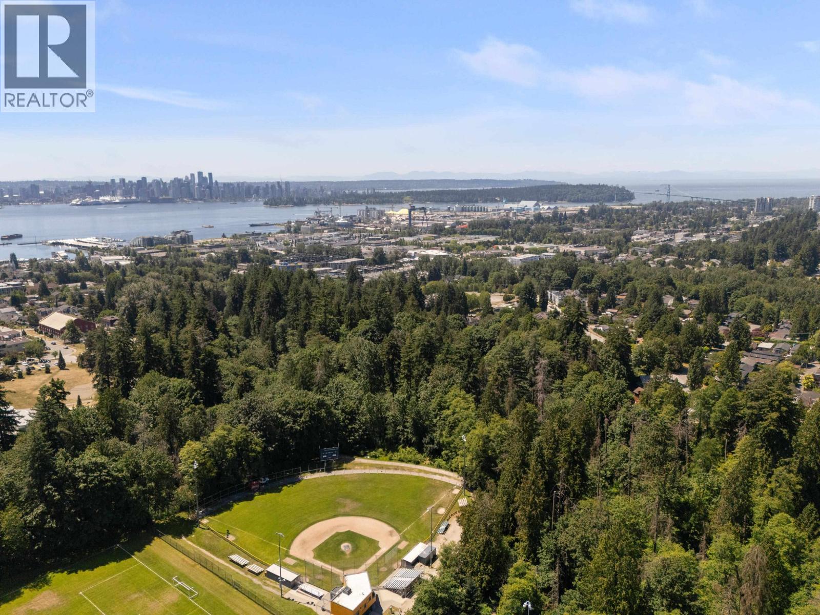 457 W 23rd Street, North Vancouver, British Columbia  V7M 2B8 - Photo 38 - R3139357