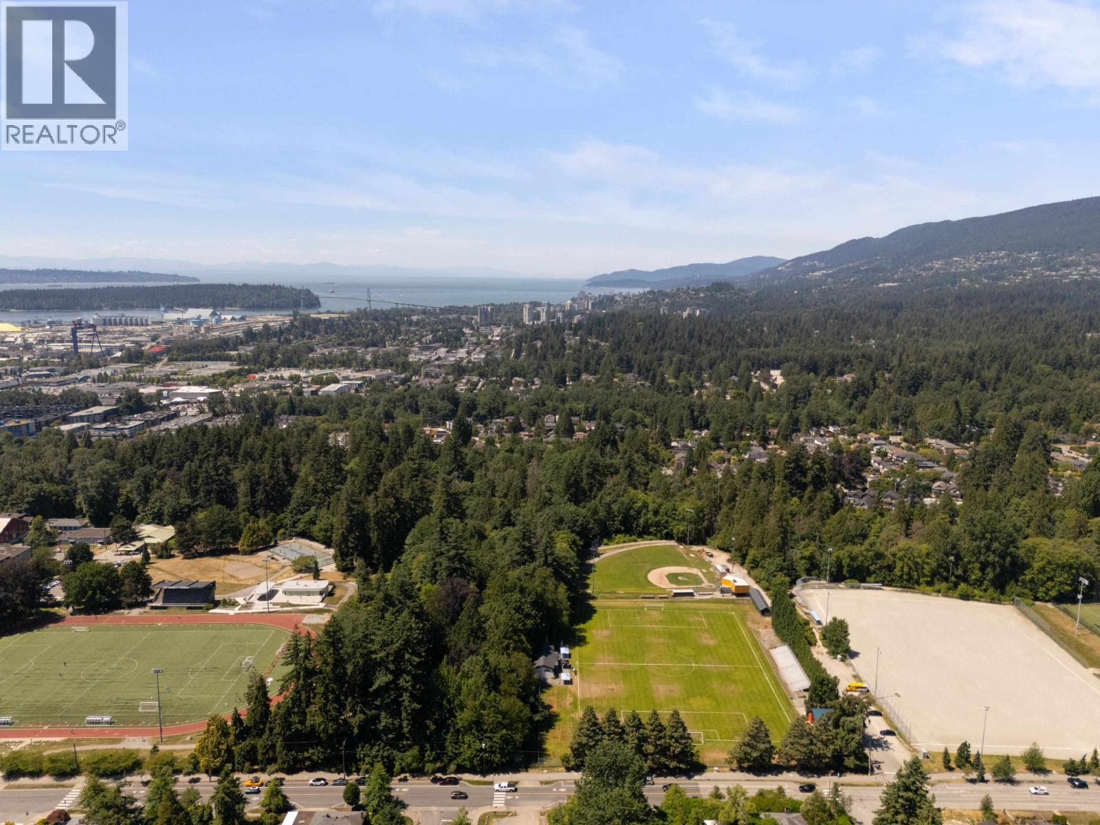 457 W 23rd Street, North Vancouver, British Columbia  V7M 2B8 - Photo 39 - R3139357