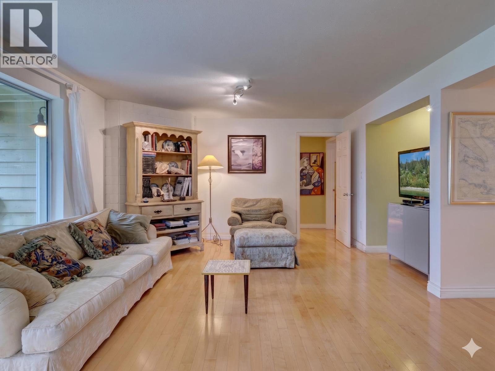 4947 Sunshine Coast Highway, Sechelt, British Columbia V7Z 0B6 - Photo 27 - R3139372