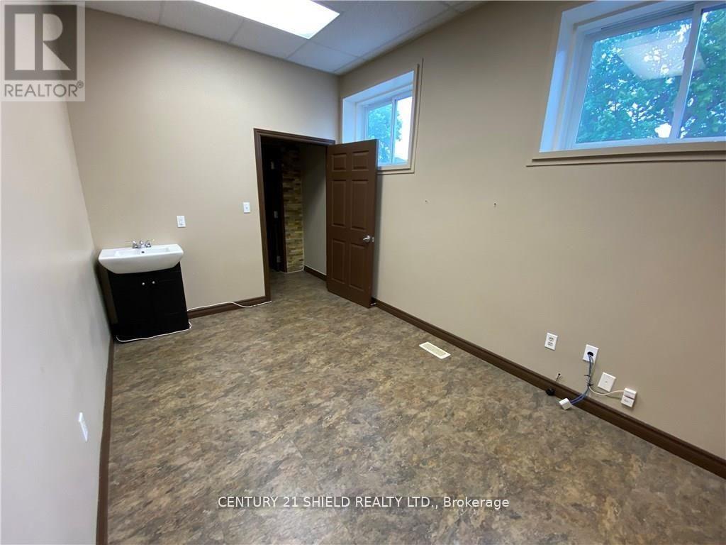 1 - 305 Baldwin Avenue, Cornwall, Ontario  K6H 4J6 - Photo 5 - X13483236