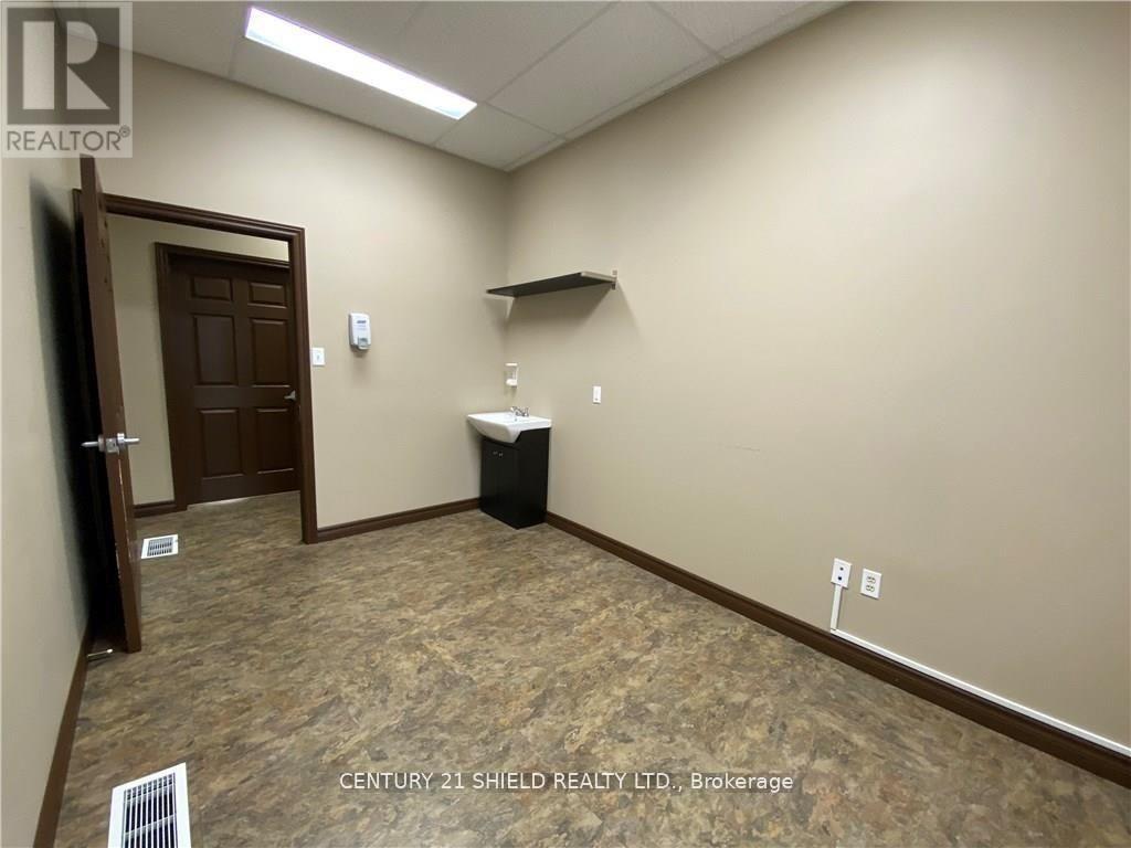 1 - 305 Baldwin Avenue, Cornwall, Ontario  K6H 4J6 - Photo 6 - X13483236