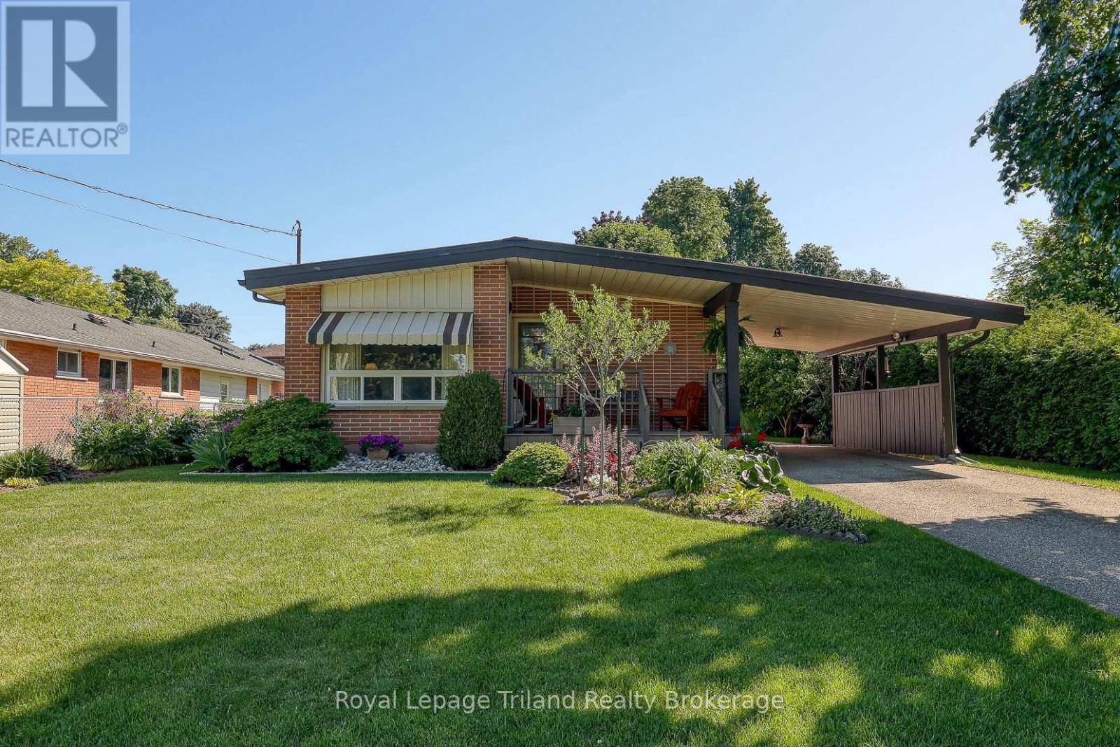 272 Brenda Crescent, Woodstock, Ontario N4S 7S1 - Photo 1 - X13483266