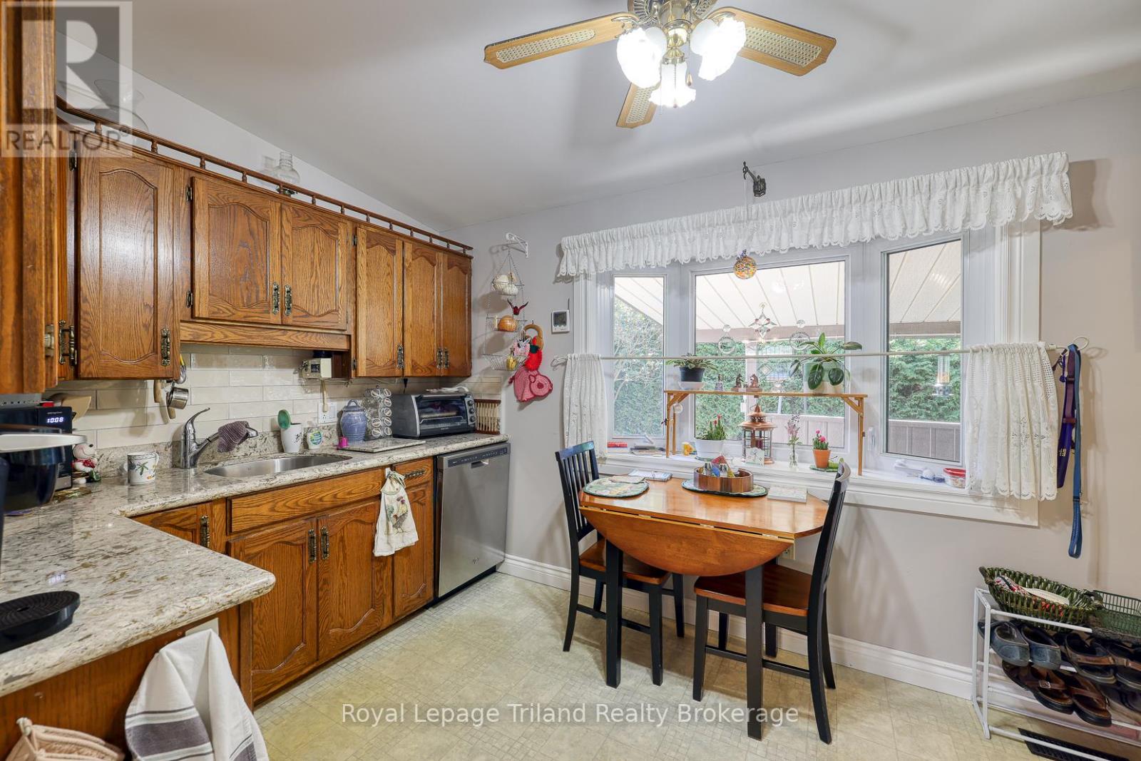 272 Brenda Crescent, Woodstock, Ontario N4S 7S1 - Photo 6 - X13483266