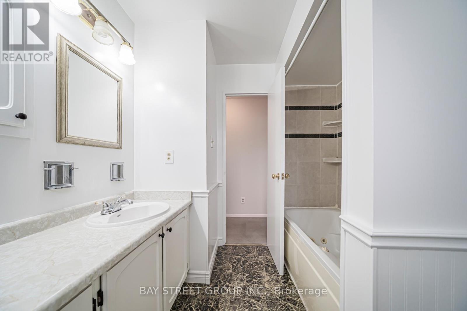 296 Killdeer Street W, Oshawa, Ontario  L1G 6X3 - Photo 17 - E13482082