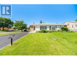 8 ATHLONE AVENUE, Brampton, Ontario