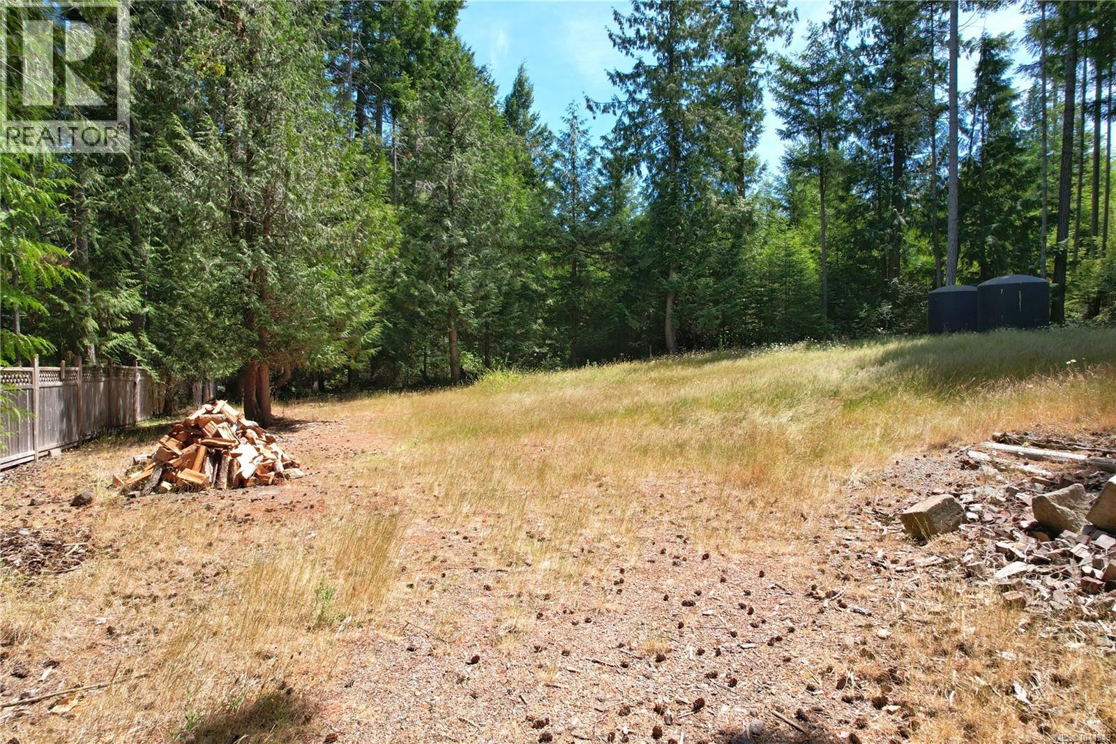1108 Pat Burns Ave, Gabriola Island, British Columbia  V0R 1X3 - Photo 2 - 1041343