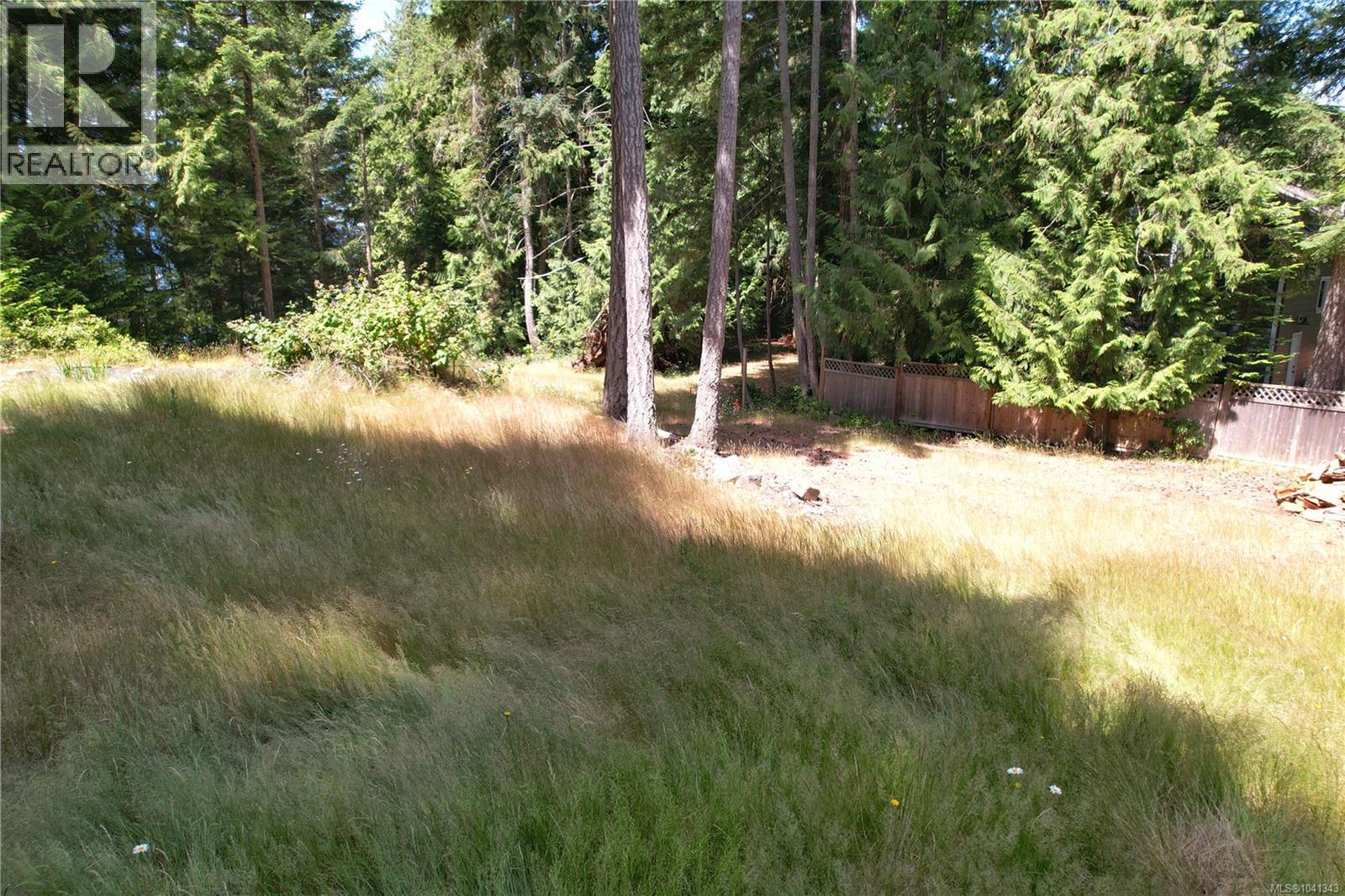 1108 Pat Burns Ave, Gabriola Island, British Columbia  V0R 1X3 - Photo 4 - 1041343
