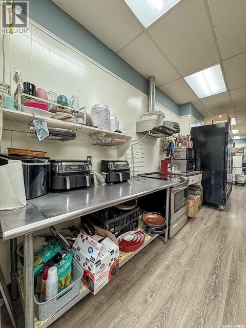 144 1st Avenue Nw, Swift Current, Saskatchewan  S9H 0M7 - Photo 7 - SK040516