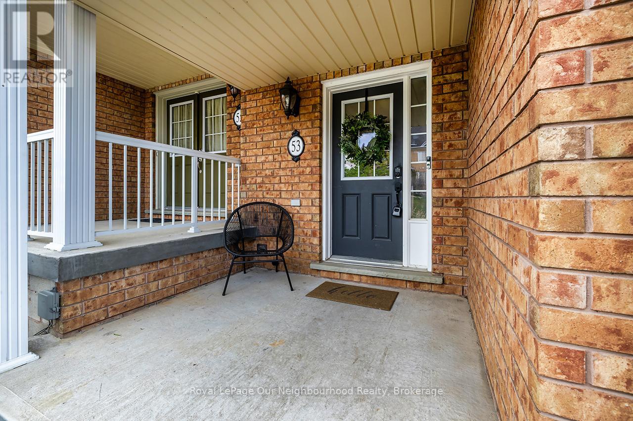 53 Kersey Crescent, Clarington, Ontario  L1E 0A5 - Photo 2 - E13454372