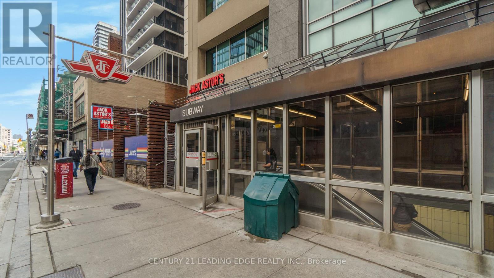 3906 - 11 Yorkville Avenue, Toronto, Ontario  M4W 0B7 - Photo 40 - C13483088
