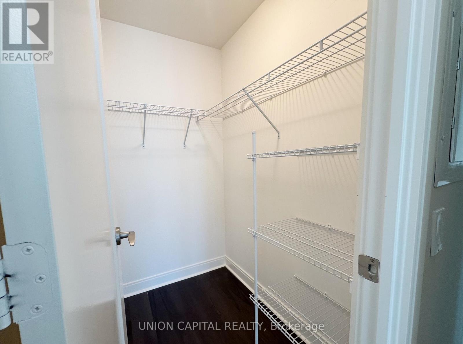 312 - 825 Church Street, Toronto, Ontario  M4W 3Z4 - Photo 6 - C13483096