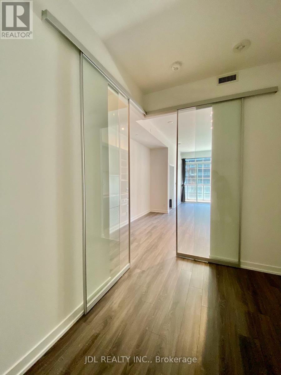 1207 - 20 Edward Street, Toronto, Ontario  M5G 0C5 - Photo 3 - C13483098