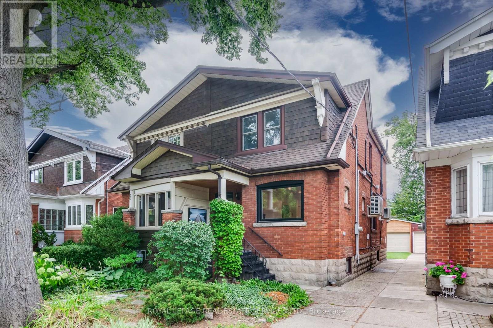 L - 23 KINGS PARK BOULEVARD, Toronto, Ontario