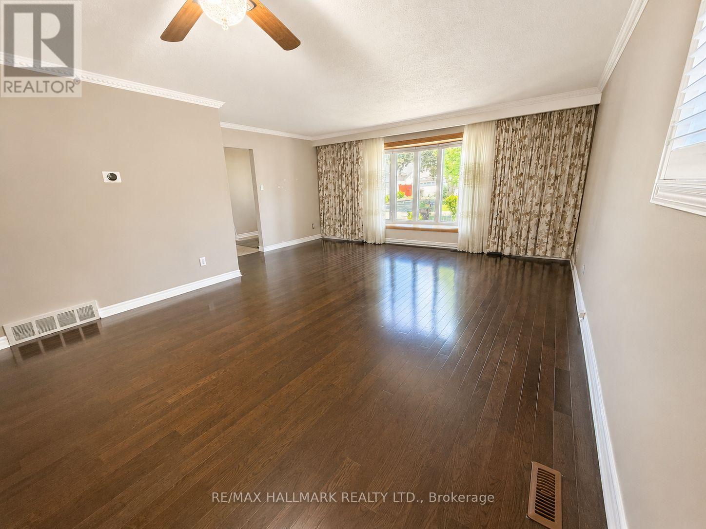 29 Charles Tupper Drive, Toronto, Ontario  M1C 2A8 - Photo 5 - E13483204