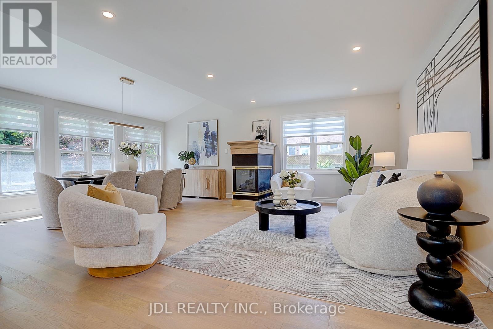 148 Manhattan Drive, Markham, Ontario  L3P 7S1 - Photo 11 - N13483158