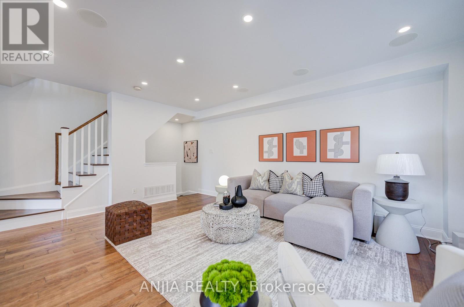 39 Miltrose Crescent, Whitchurch-Stouffville, Ontario  L4A 0P8 - Photo 13 - N13483164