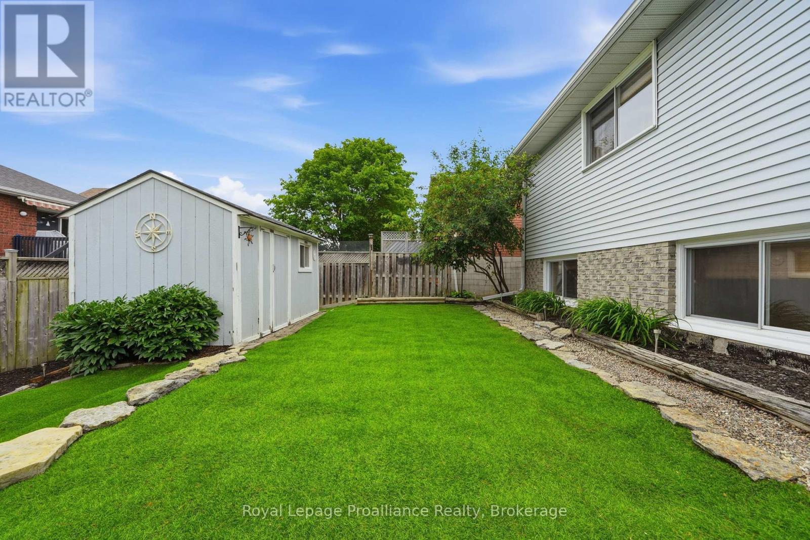 40 Springbrook Crescent, Belleville, Ontario  K8P 5B8 - Photo 38 - X13483478