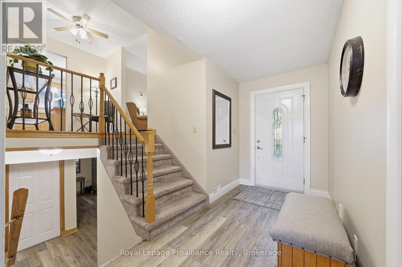 40 Springbrook Crescent, Belleville, Ontario  K8P 5B8 - Photo 4 - X13483478