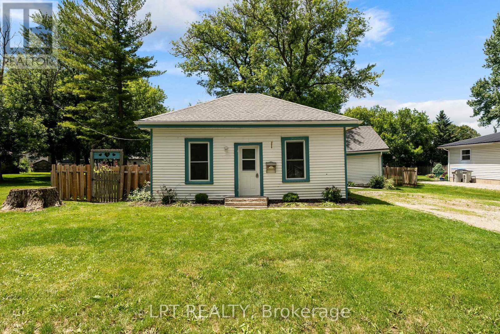 269 RICHMOND STREET, North Middlesex, Ontario