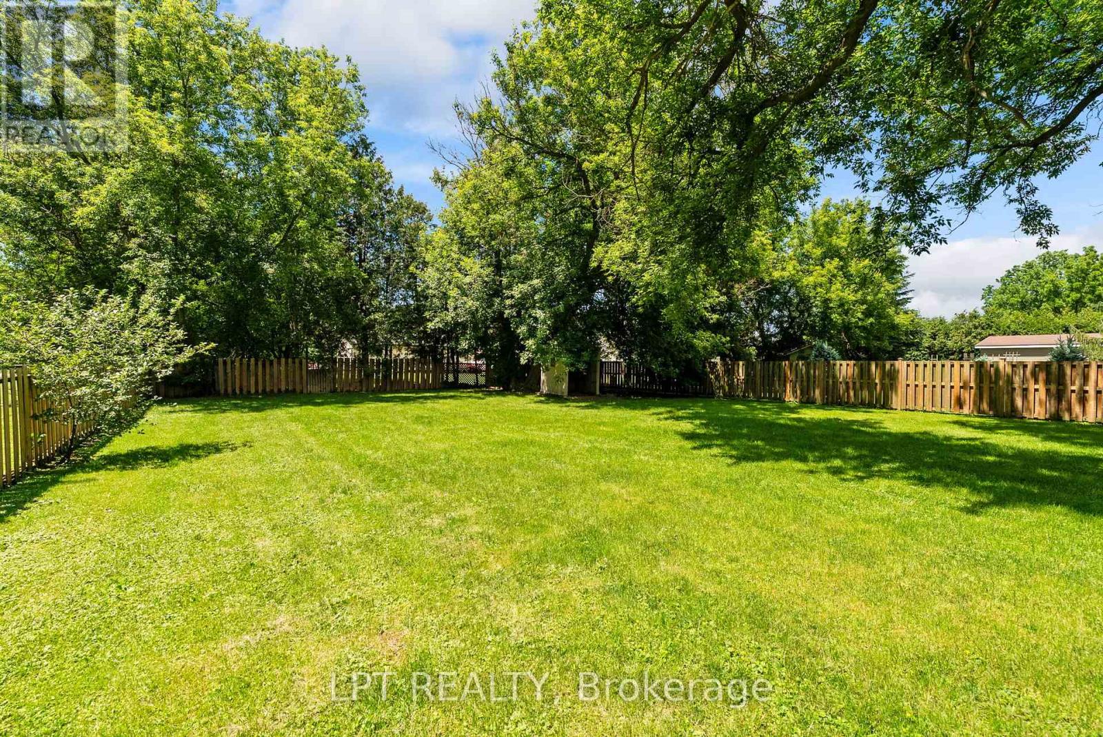 269 Richmond Street, North Middlesex, Ontario  N0M 2K0 - Photo 27 - X13483294