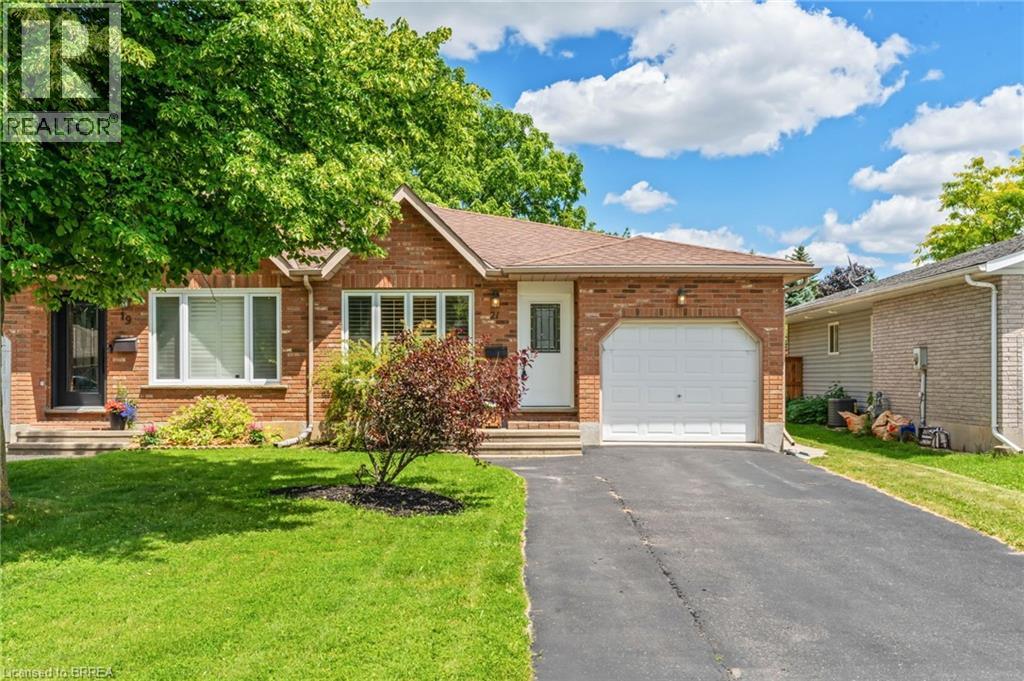 21 Court Drive, Paris, Ontario  N3L 4B8 - Photo 2 - 40836355