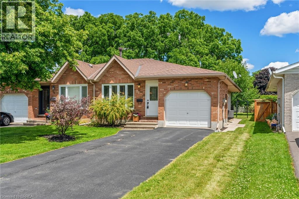 21 Court Drive, Paris, Ontario  N3L 4B8 - Photo 3 - 40836355